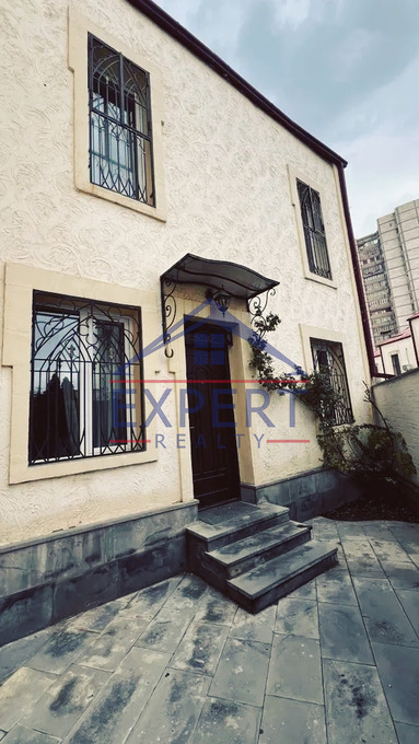 ԱՋԱՓՆՅԱԿ, ՆՈՐԱՇԵՆ ԹԱՂԱՄԱՍ, 4 ՍԵՆՅԱԿ