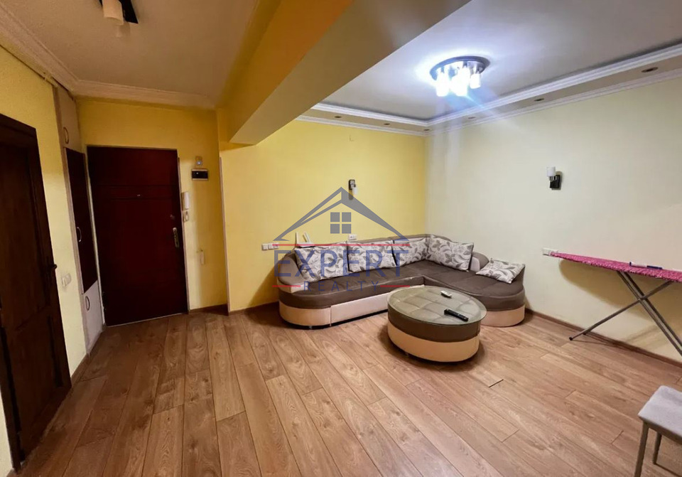 ԿԵՆՏՐՈՆ, ՄՈՍԿՈՎՅԱՆ ՓՈՂՈՑ, 2 ՍԵՆՅԱԿ