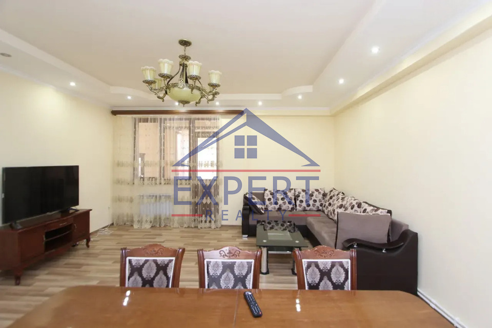 ԱՐԱԲԿԻՐ, ՎԻԿՏՈՐ ՀԱՄԲԱՐՁՈՒՄՅԱՆ, 3 ՍԵՆՅԱԿ