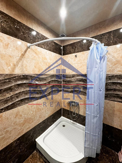 ԱՐԱԲԿԻՐ, ՎԻԿՏՈՐ ՀԱՄԲԱՐՁՈՒՄՅԱՆ, 3 ՍԵՆՅԱԿ