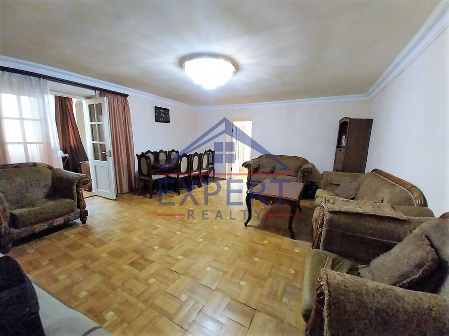 ԱՐԱԲԿԻՐ, ԿՈՄԻՏԱՍ ՊՈՂՈՏԱ, 3 ՍԵՆՅԱԿ