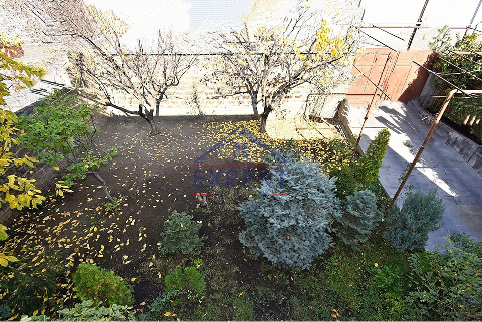 ՄԱԼԱԹԻԱ ՍԵԲԱՍՏԻԱ, ՄԱՆՈՒԿՅԱՆ ՓՈՂՈՑ, 5 ՍԵՆՅԱԿ