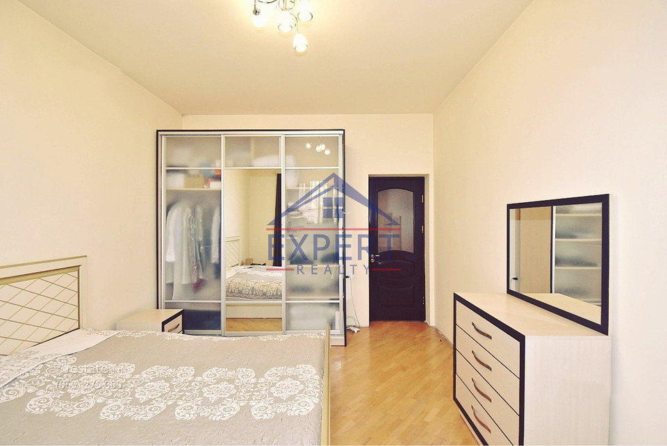 ՄԱԼԱԹԻԱ ՍԵԲԱՍՏԻԱ, ՄԱՆՈՒԿՅԱՆ ՓՈՂՈՑ, 5 ՍԵՆՅԱԿ