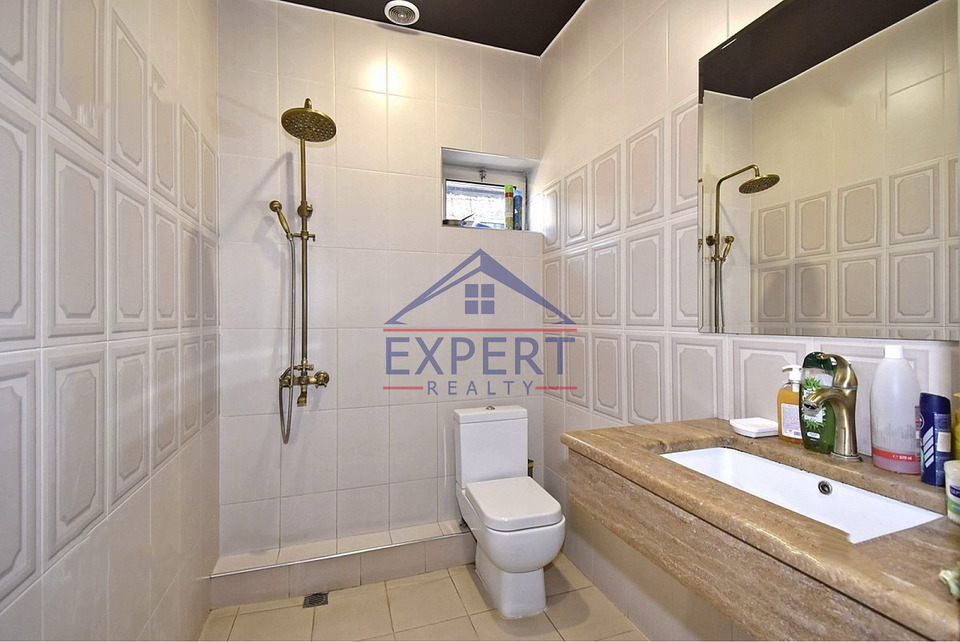 ՄԱԼԱԹԻԱ ՍԵԲԱՍՏԻԱ, ՄԱՆՈՒԿՅԱՆ ՓՈՂՈՑ, 5 ՍԵՆՅԱԿ