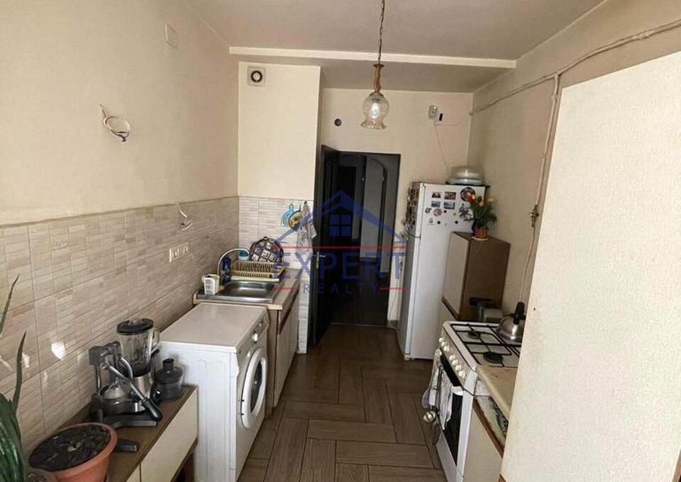 Կենտրոն/Խորենացի փողոց,3 սենյականոց,82 քմ․