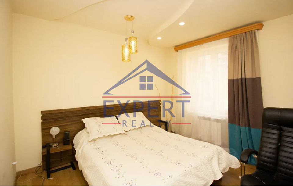 ԿԵՆՏՐՈՆ, ՍԱՐՅԱՆ ՓՈՂՈՑ, 3 ՍԵՆՅԱԿ