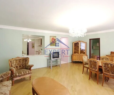 ԿԵՆՏՐՈՆ, ՄԱՇՏՈՑԻ ՊՈՂՈՏԱ, 3 ՍԵՆՅԱԿ