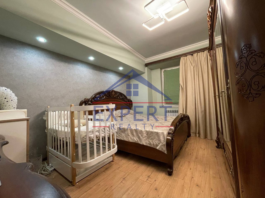 ԿԵՆՏՐՈՆ, ՏԻԳՐԱՆ ՄԵԾ ՊՈՂՈՏԱ, 4 ՍԵՆՅԱԿ