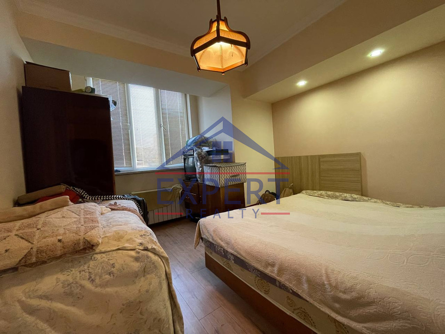 ԿԵՆՏՐՈՆ, ՏԻԳՐԱՆ ՄԵԾ ՊՈՂՈՏԱ, 4 ՍԵՆՅԱԿ