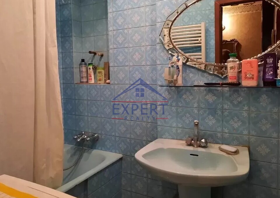 ԿԵՆՏՐՈՆ, ՀԵՐԱՑՈՒ ՓՈՂՈՑ, 3 ՍԵՆՅԱԿ