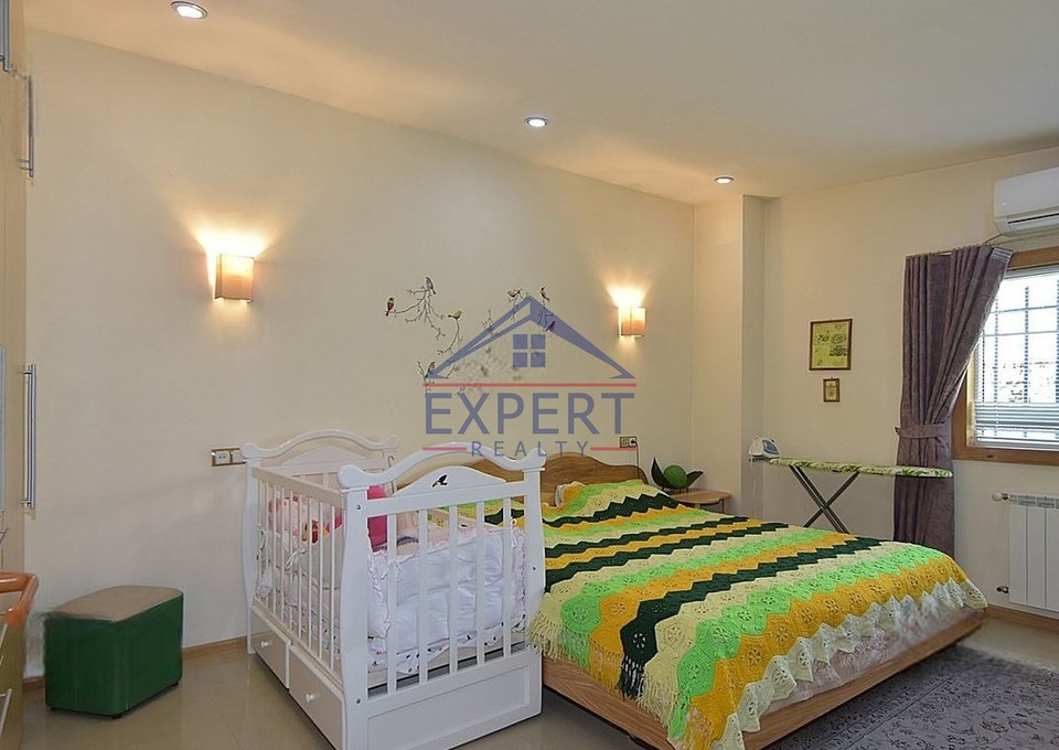 ԱՐԱԲԿԻՐ, ՍՈՍԵԻ ՓՈՂՈՑ, 3 ՍԵՆՅԱԿ