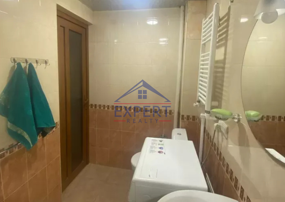 ԱՐԱԲԿԻՐ, ՎԻԿՏՈՐ ՀԱՄԲԱՐՁՈՒՄՅԱՆ, 3 ՍԵՆՅԱԿ