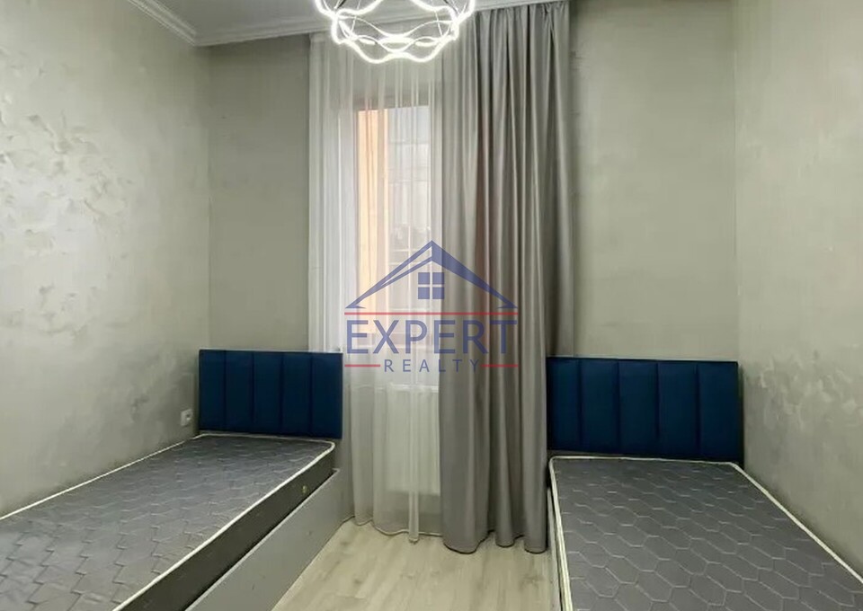 ԿԵՆՏՐՈՆ, ՀԱՆՐԱՊԵՏՈՒԹՅԱՆ ՓՈՂՈՑ, 3 ՍԵՆՅԱԿ