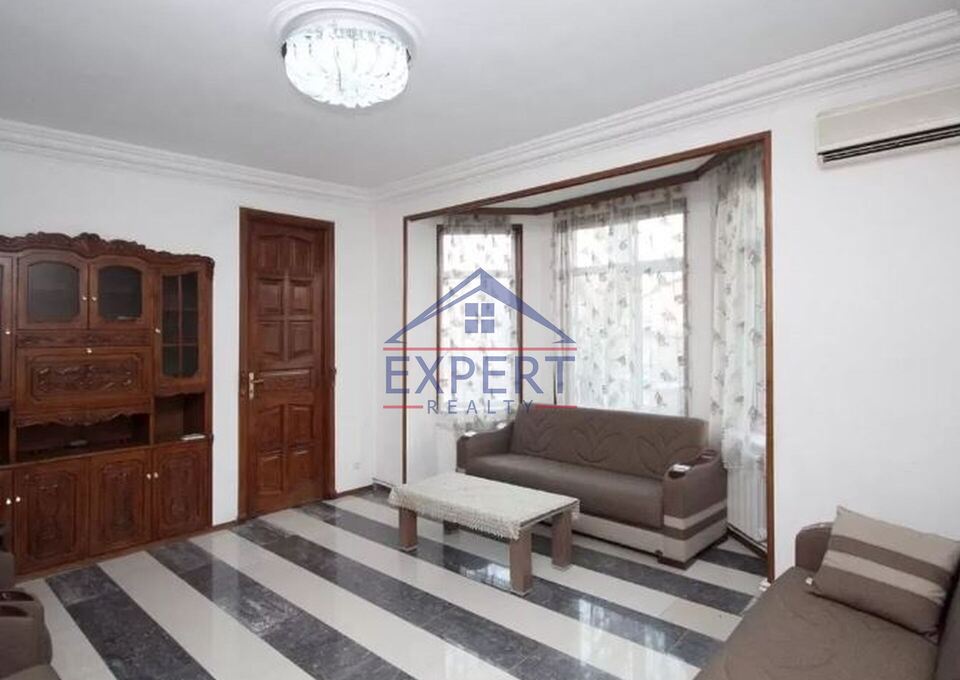 ԿԵՆՏՐՈՆ, ՏԻԳՐԱՆ ՄԵԾԻ ՊՈՂՈՏԱ, 3 ՍԵՆՅԱԿ