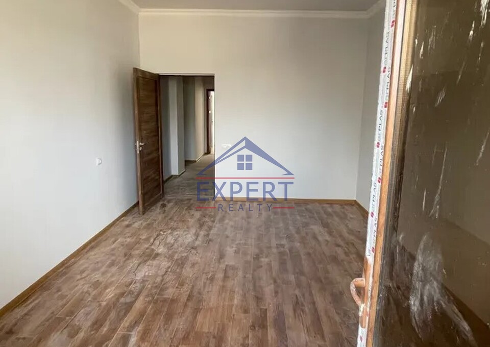 ԿԵՆՏՐՈՆ, ՄՈՆԹԵ ՄԵԼՔՈՆՅԱՆ ՓՈՂՈՑ, 3 ՍԵՆՅԱԿ