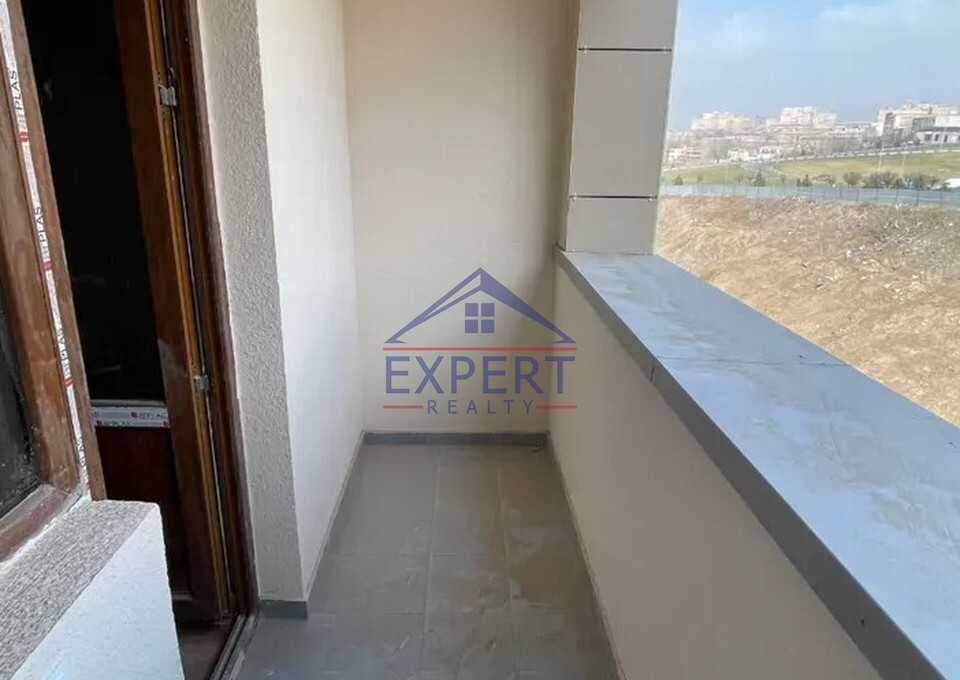 ԿԵՆՏՐՈՆ, ՄՈՆԹԵ ՄԵԼՔՈՆՅԱՆ ՓՈՂՈՑ, 3 ՍԵՆՅԱԿ