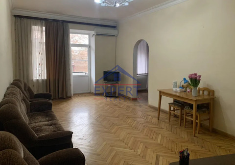 ԿԵՆՏՐՈՆ, ՄԱՇՏՈՑԻ ՊՈՂՈՏԱ, 3 ՍԵՆՅԱԿ