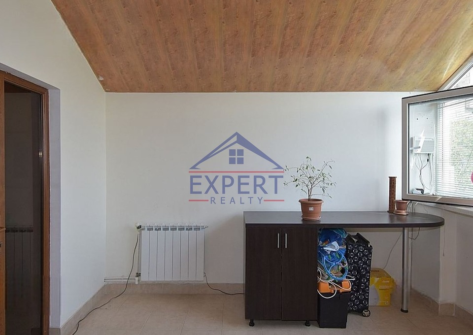 ԱՐԱԲԿԻՐ, ՍՈՍԵԻ ՓՈՂՈՑ, 3 ՍԵՆՅԱԿ