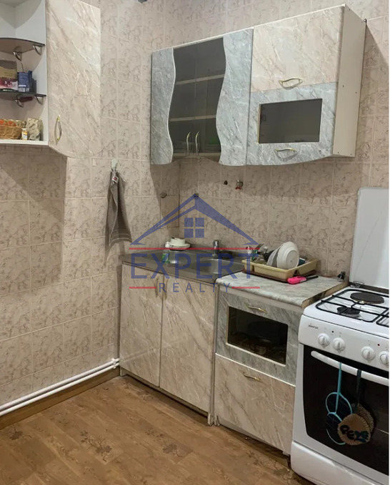 ԿԵՆՏՐՈՆ, ՄԱՇՏՈՑԻ ՊՈՂՈՏԱ, 3 ՍԵՆՅԱԿ