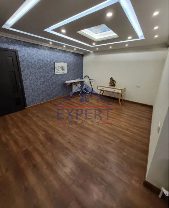 ԱՐԱԲԿԻՐ, ՍԵՎԱՍՏԱՊՈԼՅԱՆ ՓՈՂՈՑ, 4 ՍԵՆՅԱԿ