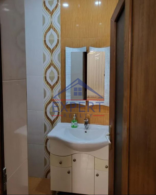 ԱՐԱԲԿԻՐ, ՍԵՎԱՍՏԱՊՈԼՅԱՆ ՓՈՂՈՑ, 4 ՍԵՆՅԱԿ