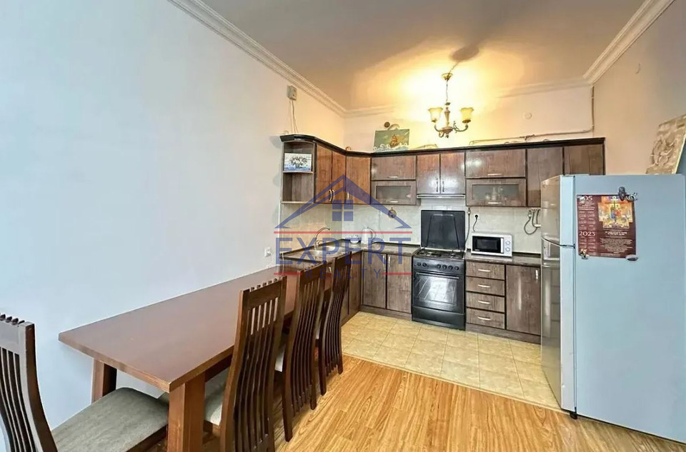 ԱՎԱՆ , ԾԱՐԱՎ ԱՂԲՅՈՒՐԻ ՓՈՂՈՑ, 2 ՍԵՆՅԱԿ