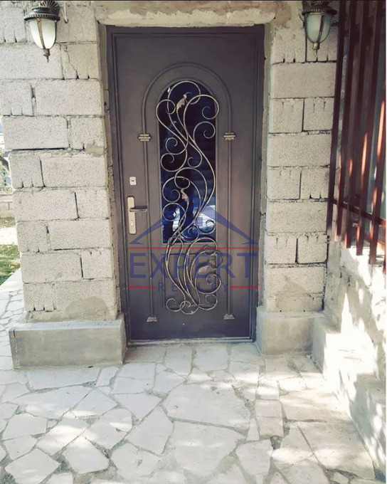 ԱՎԱՆ, ՄՀԵՐ ՄԿՐՏՉՅԱՆ, 4 ՍԵՆՅԱԿ