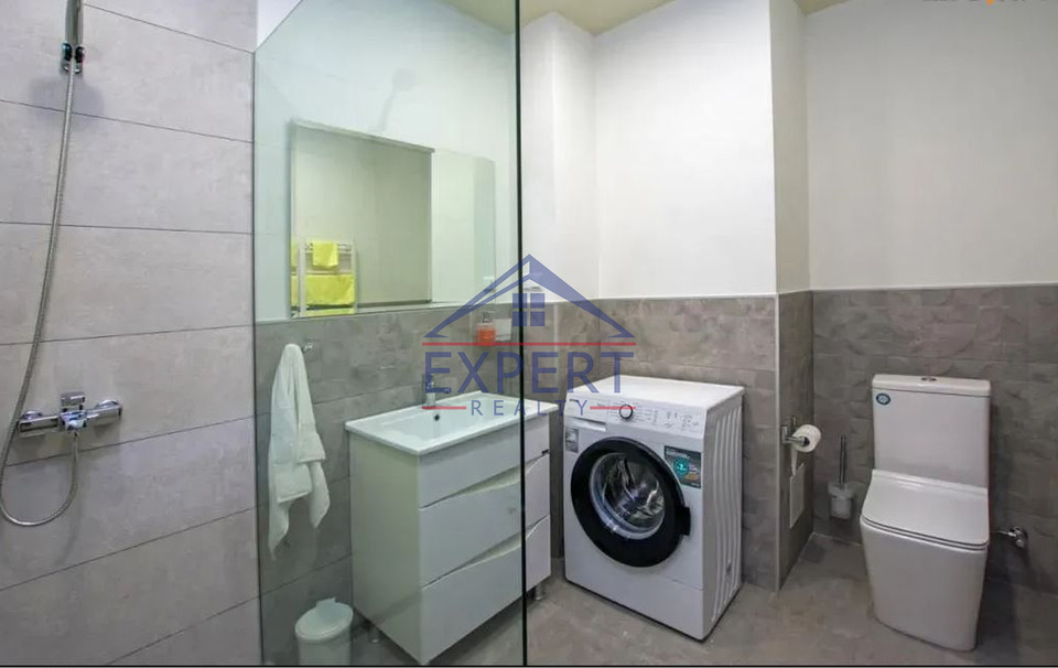 ԿԵՆՏՐՈՆ, ՊՈՒՇԿԻՆԻ ՓՈՂՈՑ, 2 ՍԵՆՅԱԿ