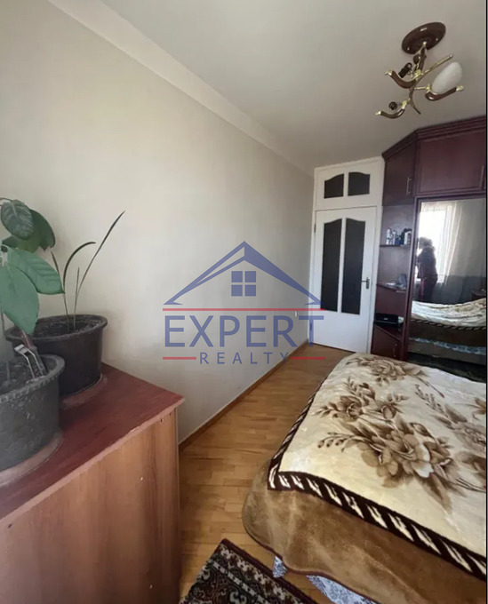 ՔԱՆԱՔԵՌ ԶԵՅԹՈՒՆ, ՄԵԼԻՔ ՄԵԼԻՔՅԱՆ ՓՈՂՈՑ, 2 ՍԵՆՅԱԿ