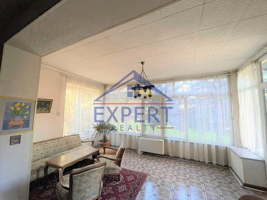 ՆՈՐՔ ՄԱՐԱՇ, ԱՐՄԵՆԱԿ ԱՐԿՄԵՆԱԿՅԱՆ ՓՈՂՈՑ, 8 ՍԵՆՅԱԿ