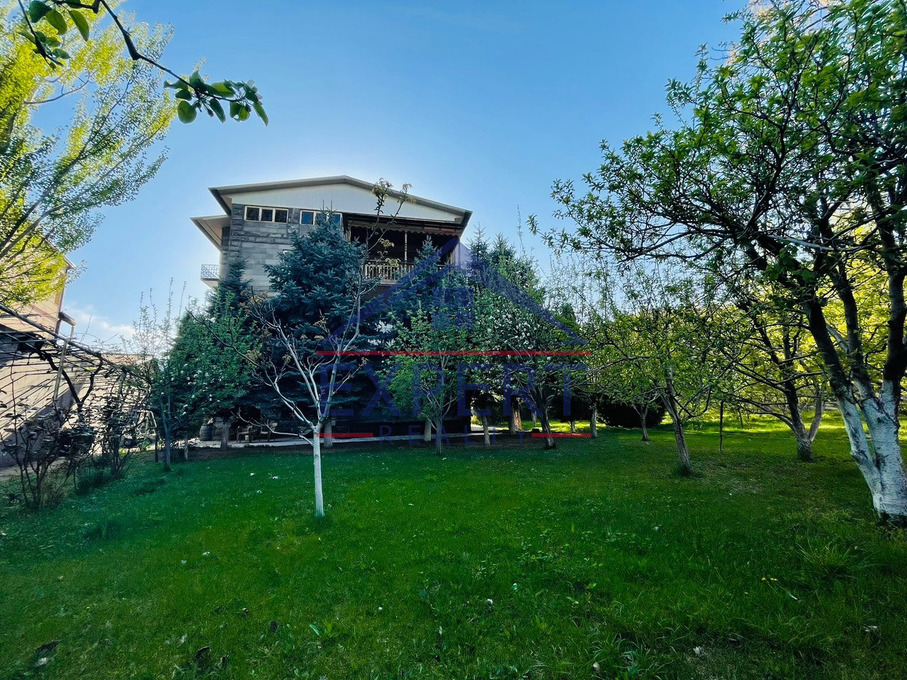 ՆՈՐՔ ՄԱՐԱՇ, ԱՐՄԵՆԱԿ ԱՐԿՄԵՆԱԿՅԱՆ ՓՈՂՈՑ, 8 ՍԵՆՅԱԿ