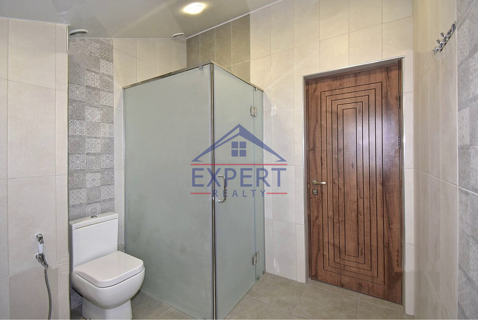 ՎԱՀԱԳՆԻ ԹԱՂԱՄԱՍ, 4 ՍԵՆՅԱԿ