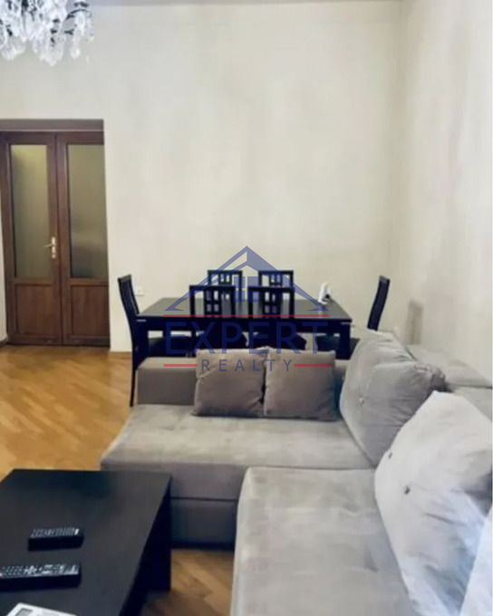 ԿԵՆՏՐՈՆ, ԱՄԻՐՅԱՆ ՓՈՂՈՑ, 3 ՍԵՆՅԱԿ