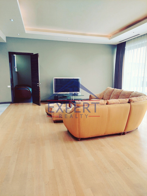 ՔԱՆԱՔԵՌ ԶԵՅԹՈՒՆ, ՌՈՒԲԻՆՅԱՆՑ ՓՈՂՈՑ, 4 ՍԵՆՅԱԿ