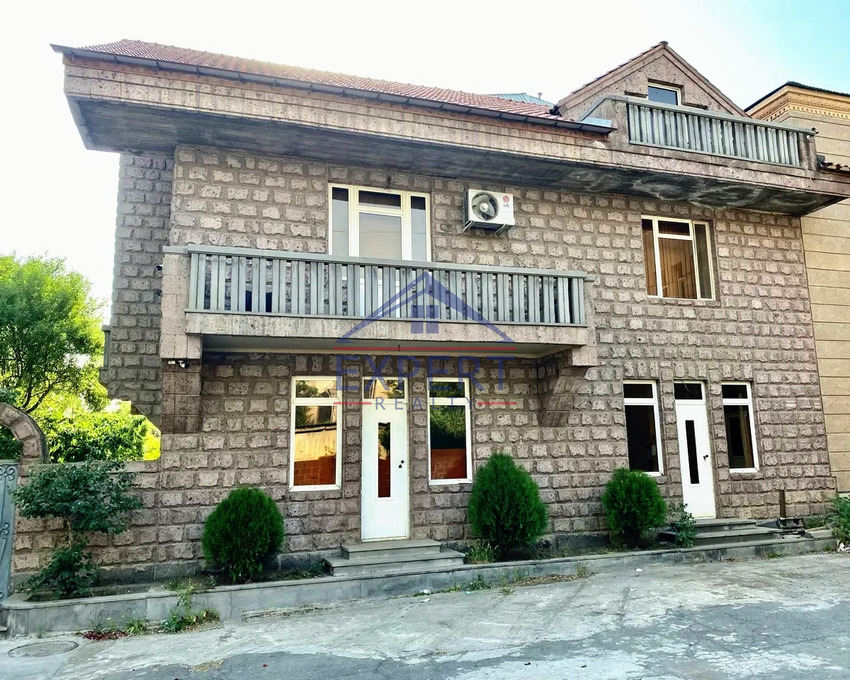 ԿԵՆՏՐՈՆ, ՏԻԳՐԱՆ ՄԵԾԻ ՊՈՂՈՏԱ, 4 ՍԵՆՅԱԿ