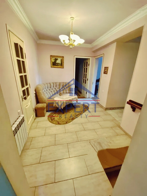 ԿԵՆՏՐՈՆ, ՏԻԳՐԱՆ ՄԵԾԻ ՊՈՂՈՏԱ, 4 ՍԵՆՅԱԿ