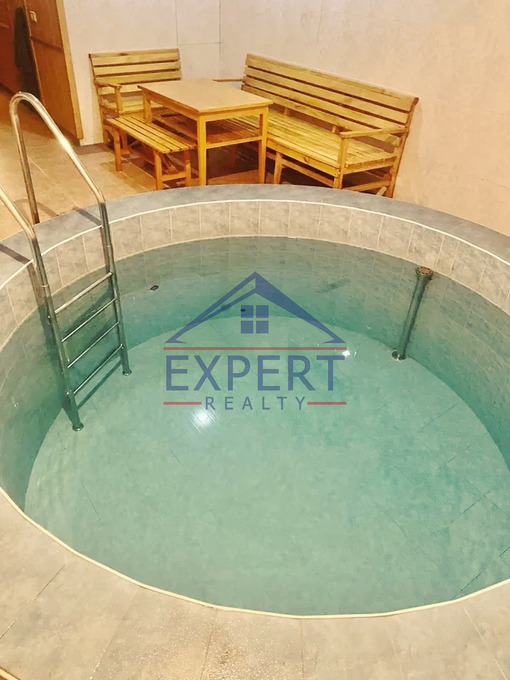 ԿԵՆՏՐՈՆ, ՏԻԳՐԱՆ ՄԵԾԻ ՊՈՂՈՏԱ, 4 ՍԵՆՅԱԿ