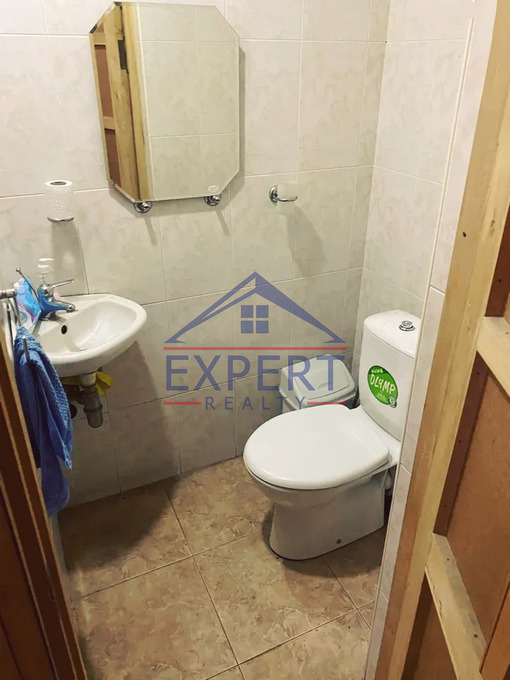 ԿԵՆՏՐՈՆ, ՏԻԳՐԱՆ ՄԵԾԻ ՊՈՂՈՏԱ, 4 ՍԵՆՅԱԿ