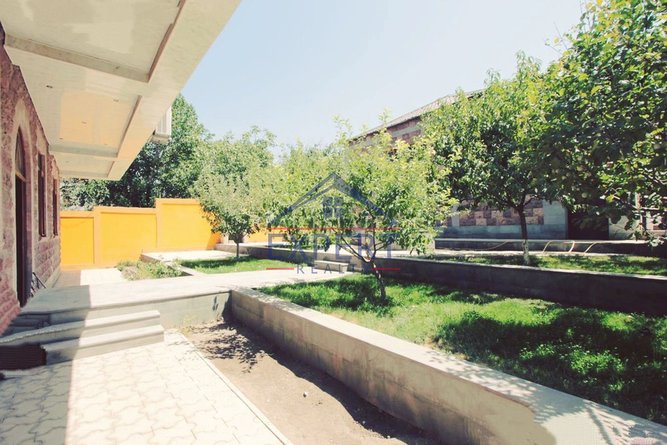 ՆՈՐՔ ՄԱՐԱՇ, ՆՈՐՔԻ 2-ՐԴ ՓՈՂՈՑ, 2 ՀԱՐԿԱՆԻ ԱՌԱՆՁՆԱՏՈՒՆ