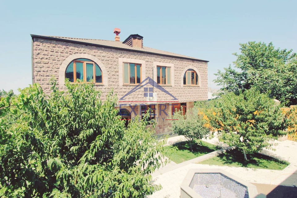 ՆՈՐՔ ՄԱՐԱՇ, ՆՈՐՔԻ 2-ՐԴ ՓՈՂՈՑ, 2 ՀԱՐԿԱՆԻ ԱՌԱՆՁՆԱՏՈՒՆ