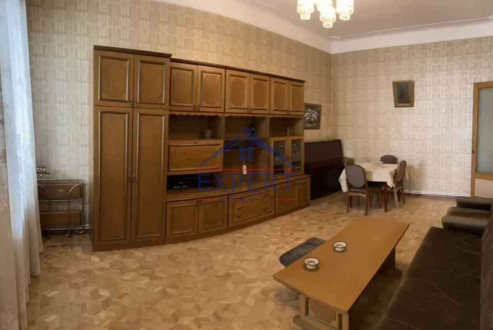 ԿԵՆՏՐՈՆ, ԹՈՒՄԱՆՅԱՆ ՓՈՂՈՑ, 3 ՍԵՆՅԱԿ