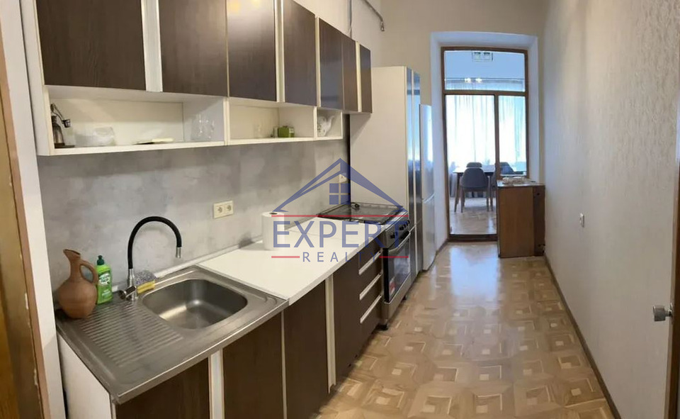 ԿԵՆՏՐՈՆ, ԹՈՒՄԱՆՅԱՆ ՓՈՂՈՑ, 3 ՍԵՆՅԱԿ