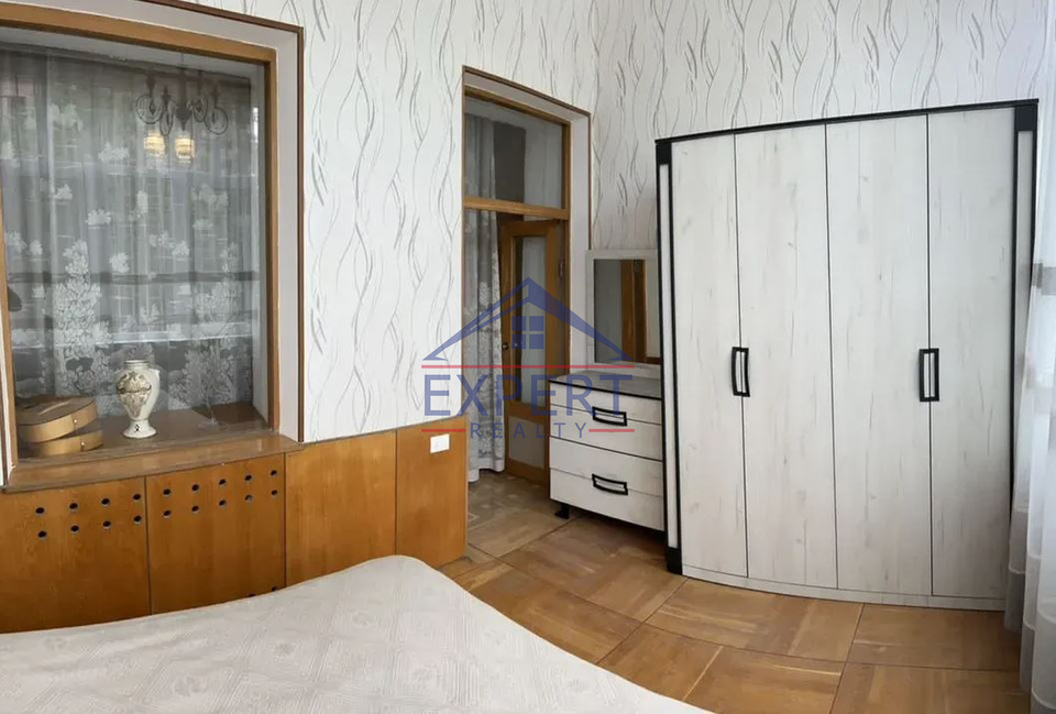 ԿԵՆՏՐՈՆ, ԹՈՒՄԱՆՅԱՆ ՓՈՂՈՑ, 3 ՍԵՆՅԱԿ