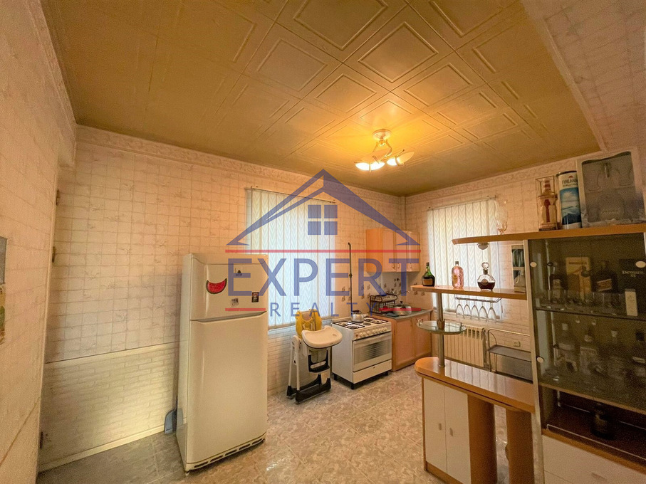 ՆՈՐՔ ՄԱՐԱՇ, ԱՐՄԵՆԱԿ ԱՐՄԵՆԱԿՅԱՆ ՓՈՂՈՑ, 8 ՍԵՆՅԱԿ