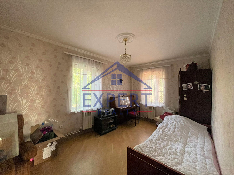 ՆՈՐՔ ՄԱՐԱՇ, ԱՐՄԵՆԱԿ ԱՐՄԵՆԱԿՅԱՆ ՓՈՂՈՑ, 8 ՍԵՆՅԱԿ