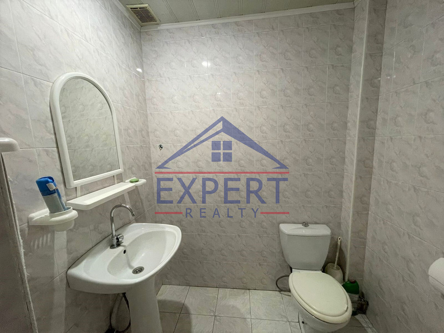 ՆՈՐՔ ՄԱՐԱՇ, ԱՐՄԵՆԱԿ ԱՐՄԵՆԱԿՅԱՆ ՓՈՂՈՑ, 8 ՍԵՆՅԱԿ