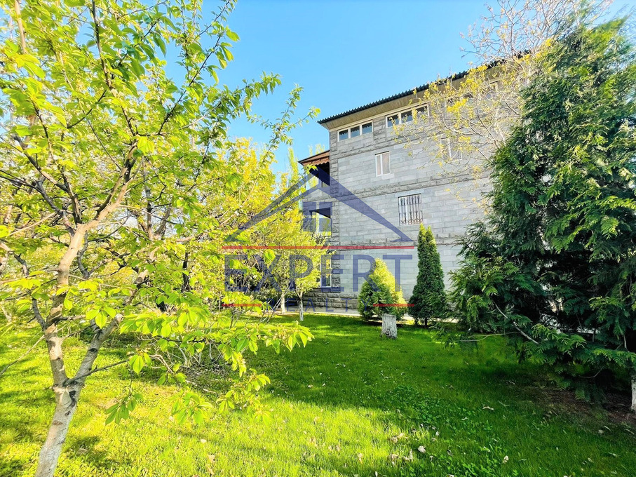 ՆՈՐՔ ՄԱՐԱՇ, ԱՐՄԵՆԱԿ ԱՐՄԵՆԱԿՅԱՆ ՓՈՂՈՑ, 8 ՍԵՆՅԱԿ