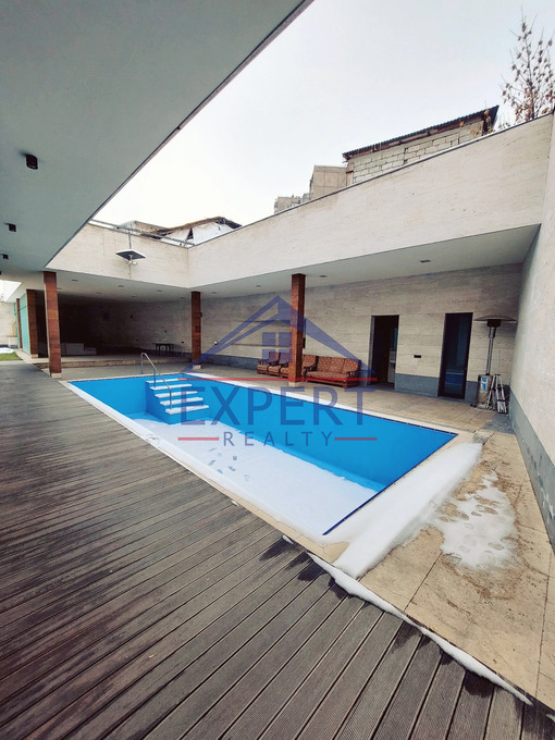 ՔԱՆԱՔԵՌ ԶԵՅԹՈՒՆ, ՌՈՒԲԻՆՅԱՆՑ ՓՈՂՈՑ, 4 ՍԵՆՅԱԿ