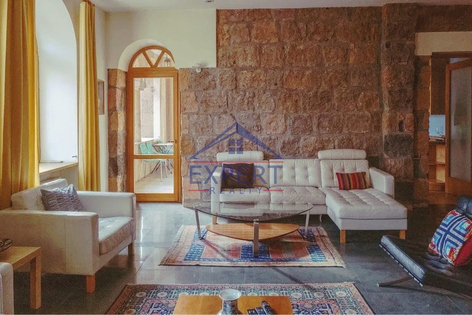 ԿԵՆՏՐՈՆ ,ՍՊԵՆԴԱՐՅԱՆ, 4 ՍԵՆՅԱԿ