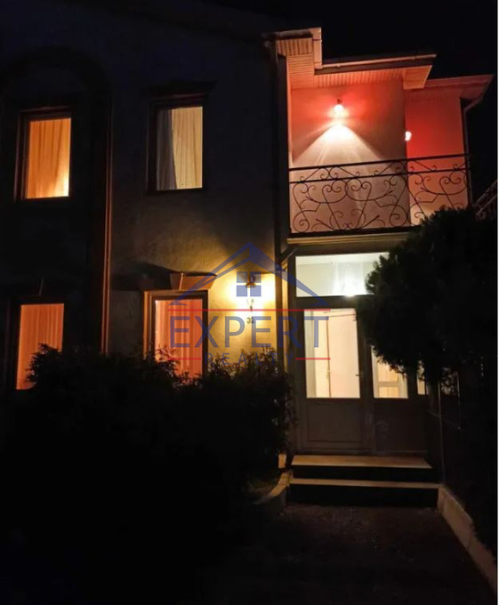 ՎԱՀԱԳՆԻ ԹԱՂԱՄԱՍ 5 ՍԵՆՅԱԿ